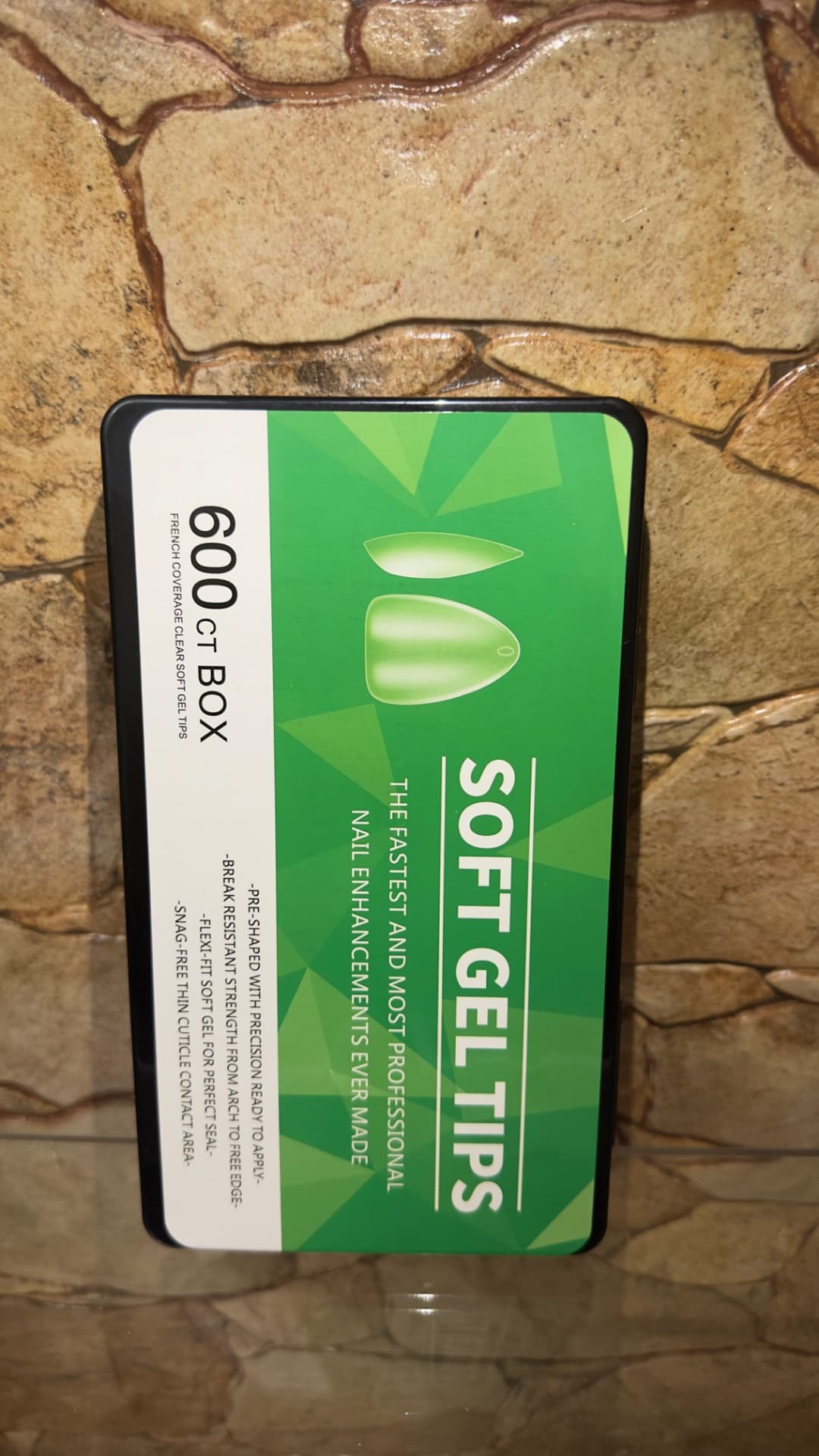 Soft Gel Tips – Short Almond (600 pcs)